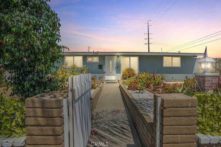 7961 Orangewood Ave, Stanton, CA 90680