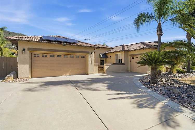 17043 Harvest Point Way, Ramona, CA 92065
