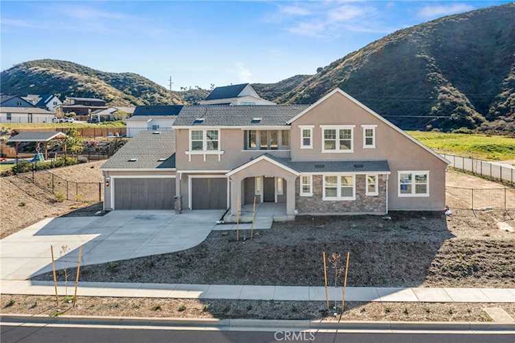 34511 Kadota St, Yucaipa, CA 92399