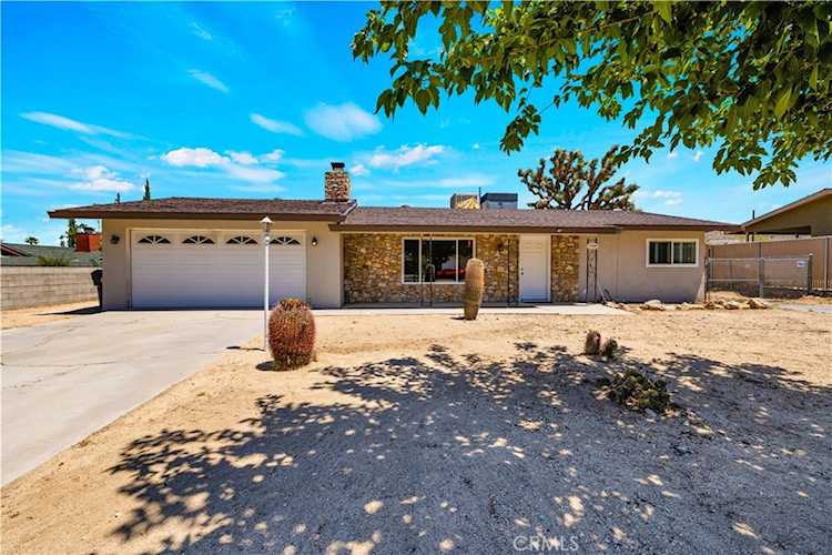 7599 Joshua Ln, Yucca Valley, CA 92284
