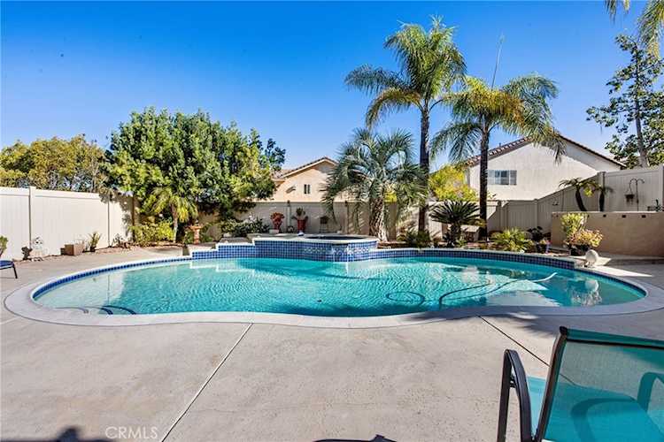 44402 Katie Ct, Temecula, CA 92592