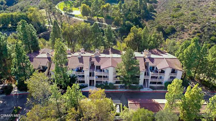 5728 Oak Bend Ln #107, Oak Park, CA 91377