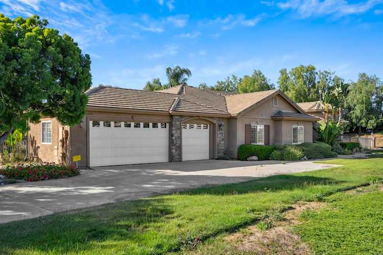 13371 Sage Meadow Ln, Valley Center, CA 92082