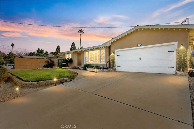 33969 Avenue E, Yucaipa, CA 92399