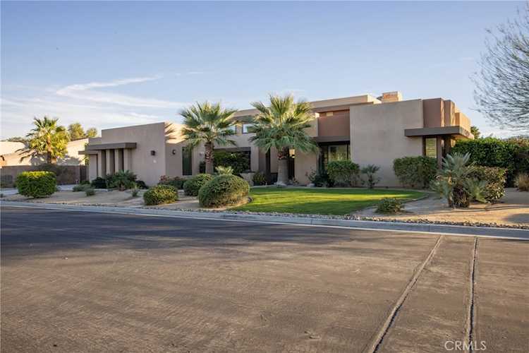 15 Via Montagna, Rancho Mirage, CA 92270