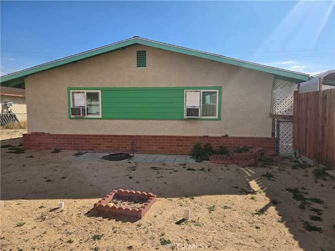 6163 Sun Ct, 29 Palms, CA 92277