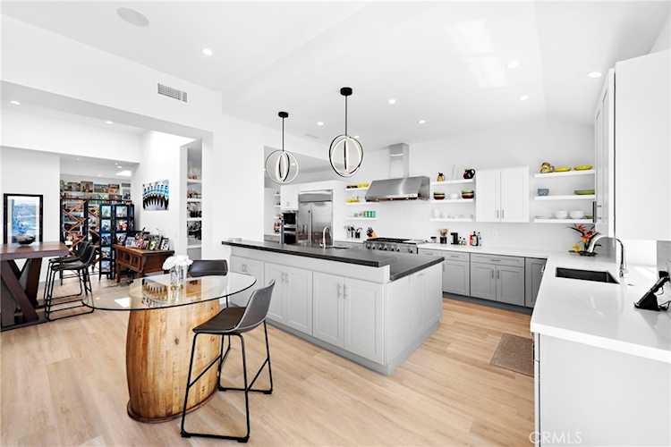 17 Monaco #12, Newport Beach, CA 92660