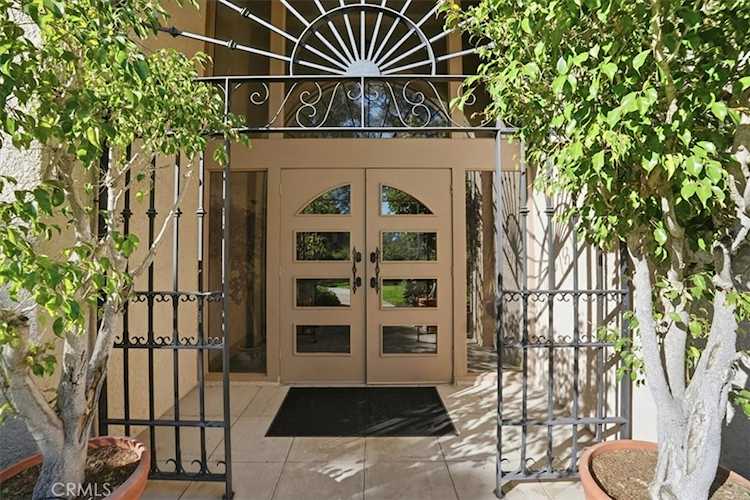 3499 W Bahia Blanca #B1, Laguna Woods, CA 92637