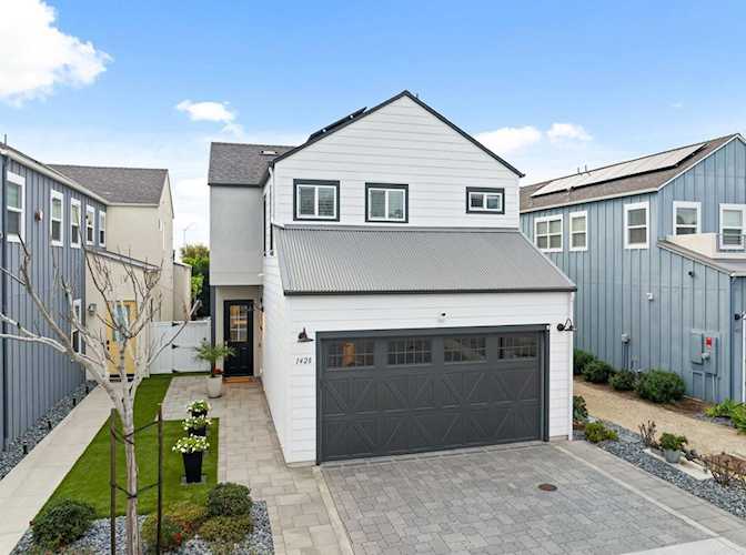 1428 Mackinnon Ave, Cardiff By The Sea, CA 92007