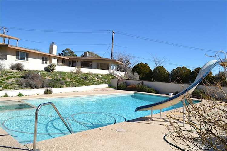 6845 Sage Ave, Yucca Valley, CA 92284