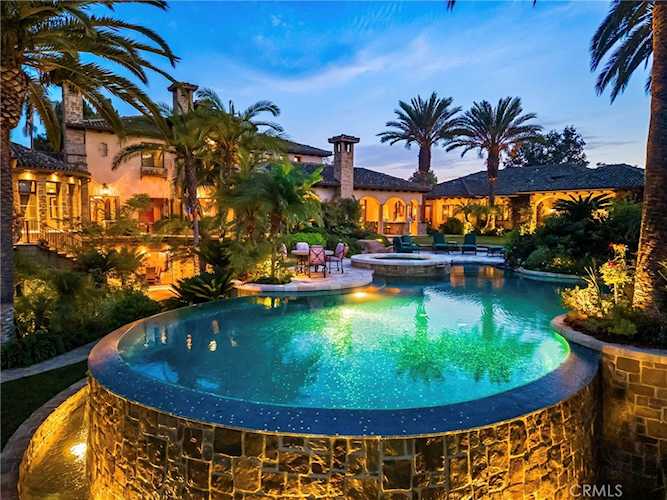 427 La Marina Dr, Camarillo, CA 93010