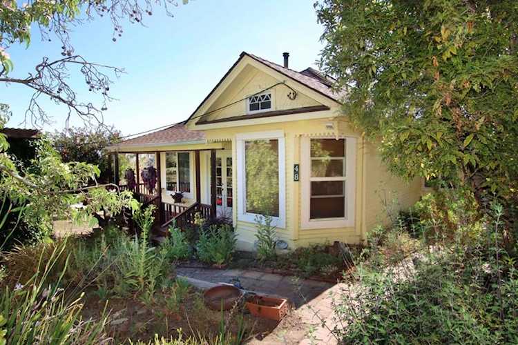46 Valley View Rd, Watsonville, CA 95076