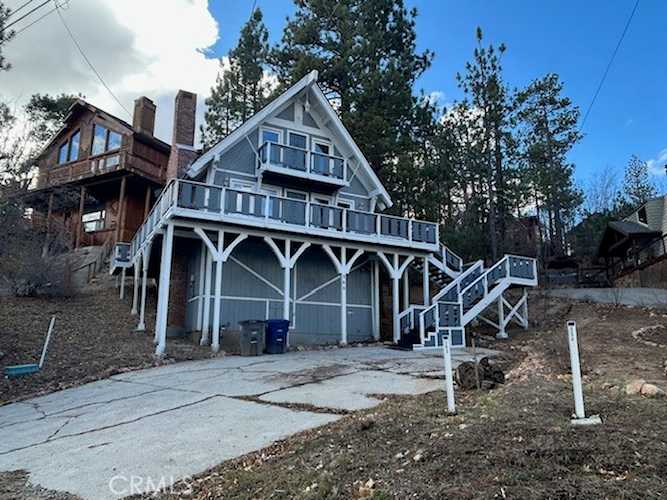 560 Talmadge Road, Big Bear Lake, CA 92315