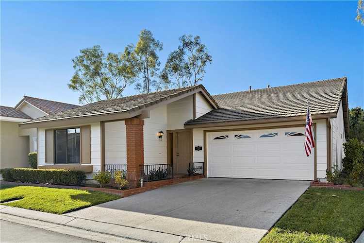 28402 Pacheco, Mission Viejo, CA 92692