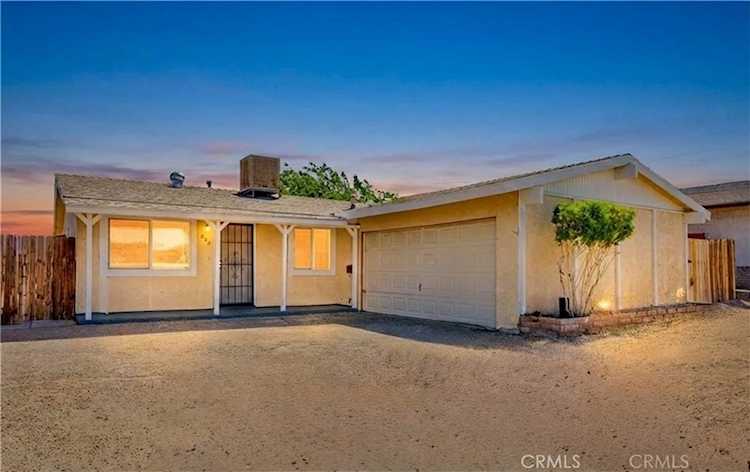 305 Beverly Avenue, Barstow, CA 92311