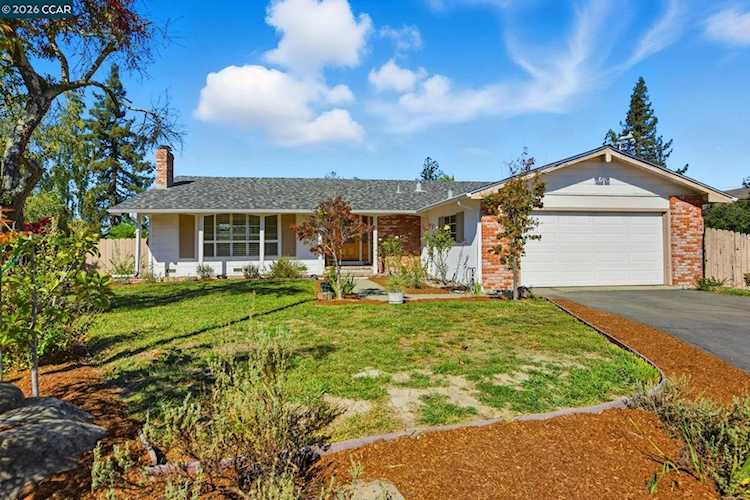 92 Gaywood Pl, Moraga, CA 94556