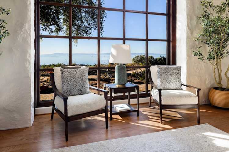 439 Lambert Rd, Carpinteria, CA 93013