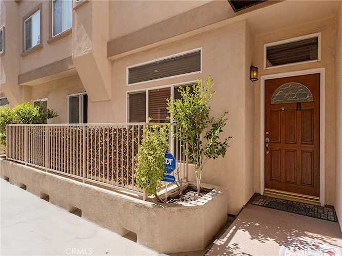 5242 Vesper #7, Sherman Oaks, CA 91411
