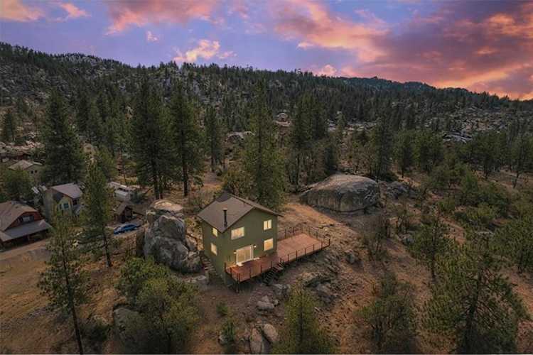 33334 Forrest Dr, Running Springs, CA 92382