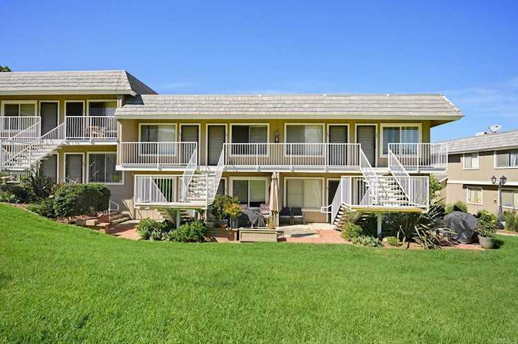 27725 Mountain Meadow #27, Escondido, CA 92026
