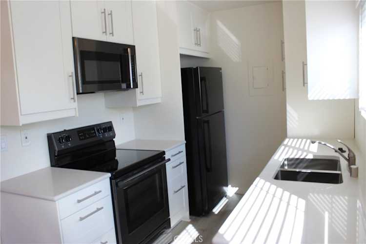 23294 Orange Avenue #6, Lake Forest, CA 92630