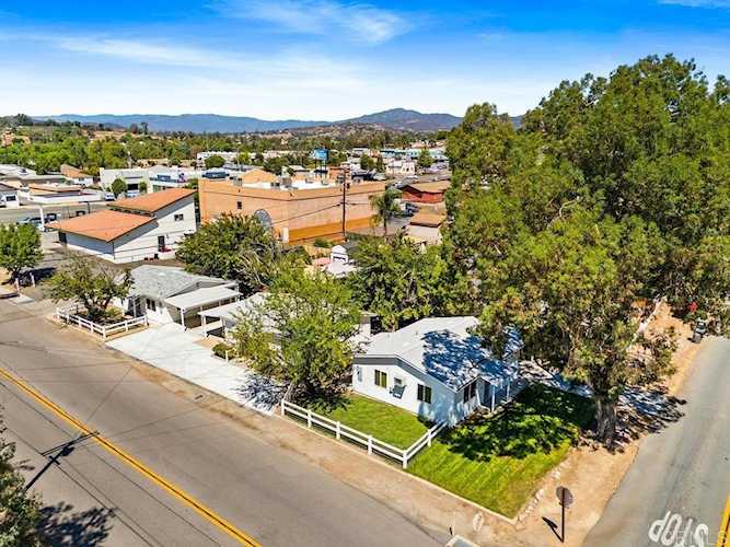 549 D St., Ramona, CA 92065