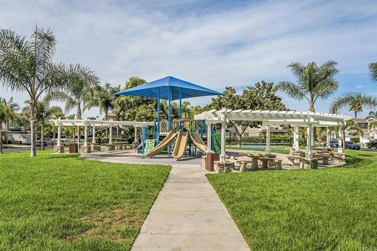 609 Saltgrass Ave, Carlsbad, CA 92011