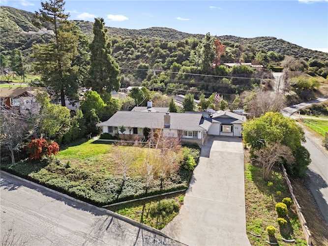 36231 Panorama Dr, Yucaipa, CA 92399