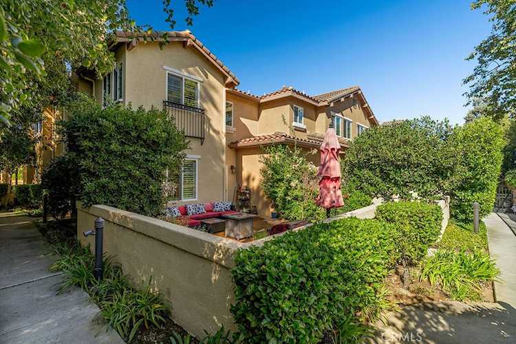 1360 Ashton Park Ln, Thousand Oaks, CA 91320