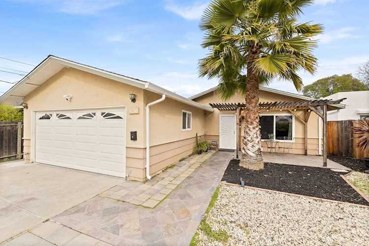 436 N N St, Livermore, CA 94551