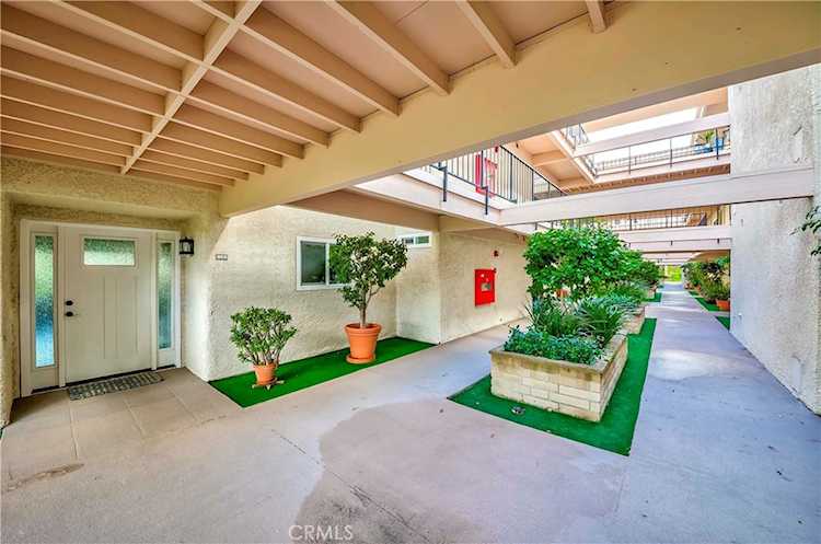 5519 E Paseo Del Lago #1A, Laguna Woods, CA 92637