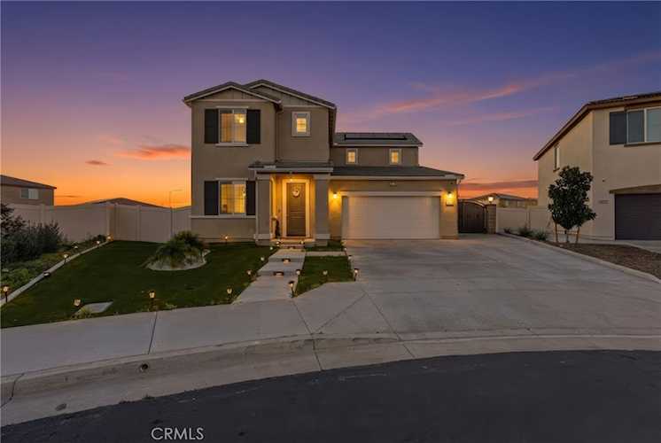 24703 Lightning Way, Moreno Valley, CA 92551