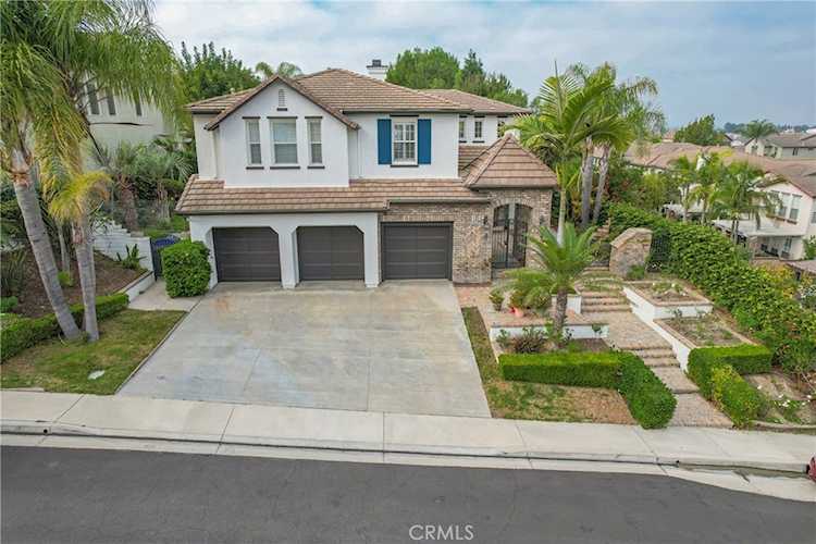 2201 W Snead St, La Habra, CA 90631