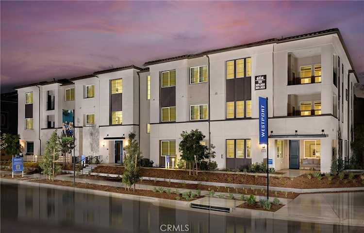 12925 Paradiso Dr #301, Eastvale, CA 92880