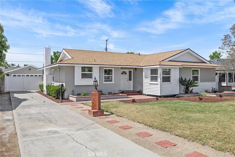 1514 E Palm Ave, Orange, CA 92866