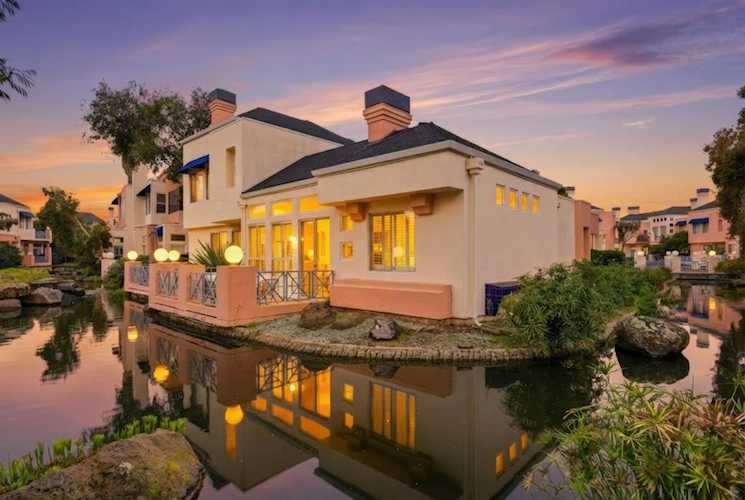 852 Lakeshore Dr, Redwood City, CA 94065