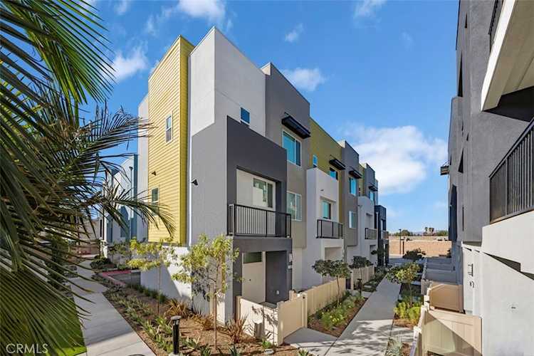 1097 N Harbor Blvd, Anaheim, CA 92801