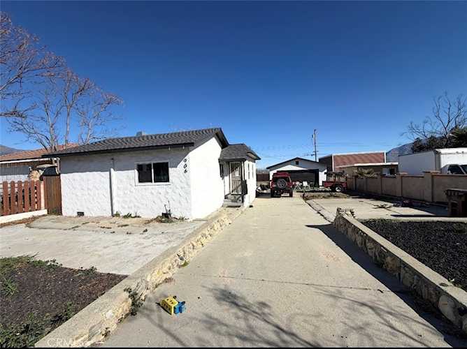 906 N Allen, Banning, CA 92220