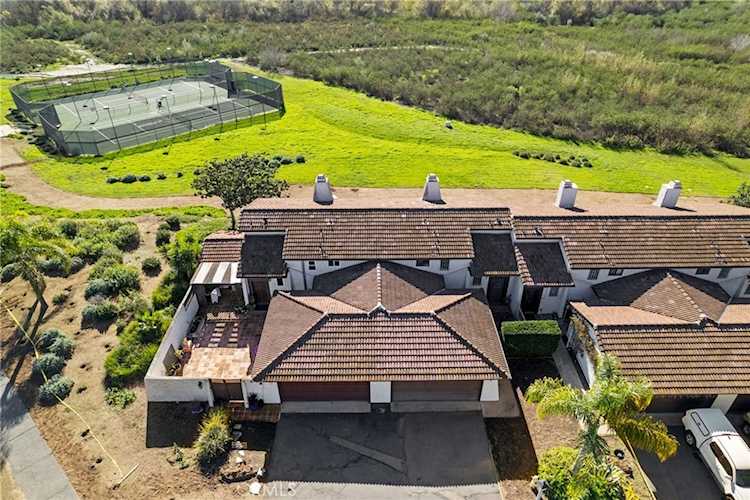 5492 Villas Dr, Bonsall, CA 92003