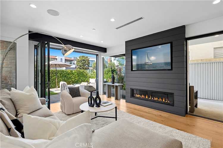 608 Orchid Ave, Corona Del Mar, CA 92625