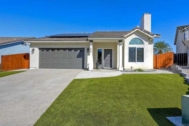 3332 Heather Ridge Ct, San Marcos, CA 92078