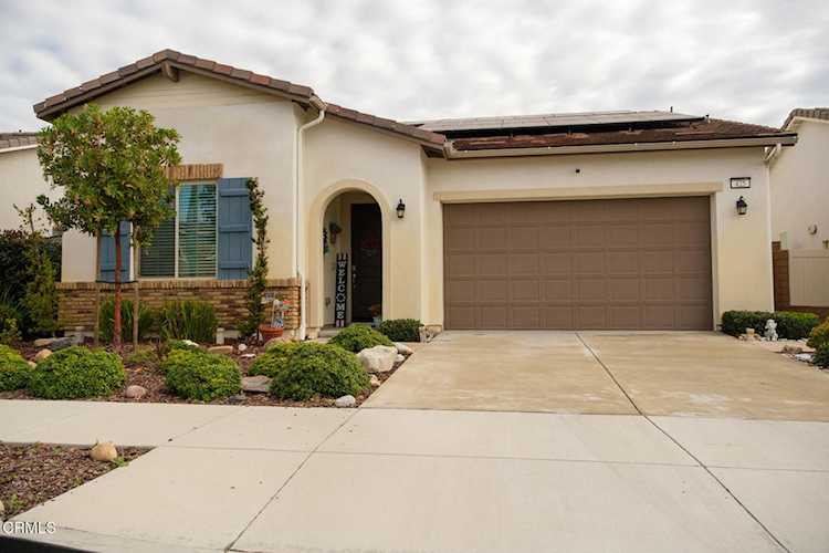 425 Eureka Dr, Santa Paula, CA 93060