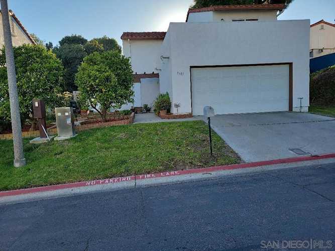 9881 Aldergrove Ln, Spring Valley, CA 91977