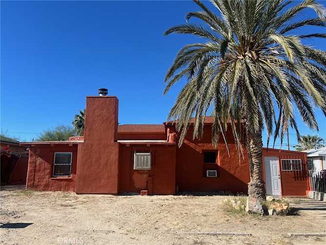 6582 Manzanita Ave, 29 Palms, CA 92277