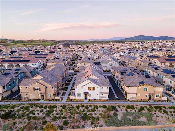 32467 Tannat Dr, Temecula, CA 92591