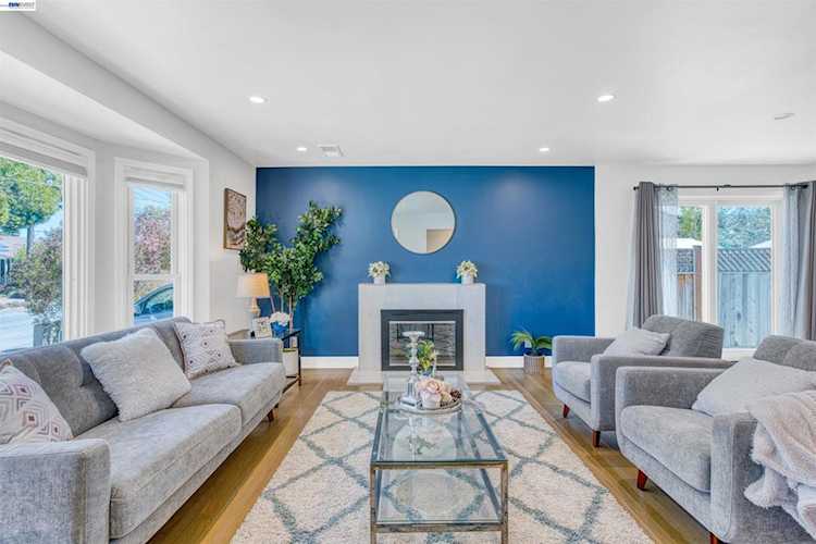 337 337 Farrelly Dr, San Leandro, CA 94577