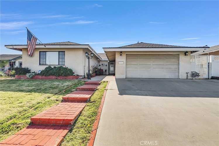 2520 Redcoach Ln, La Habra, CA 90631