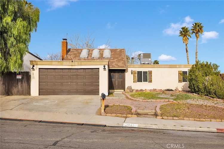 2040 Princeton, Barstow, CA 92311