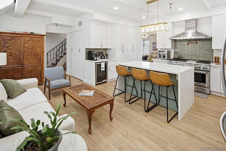 835 D Avenue #5, Coronado, CA 92118