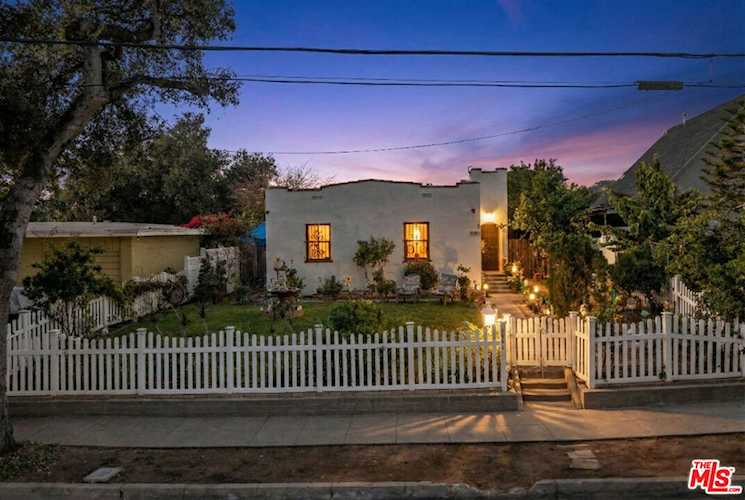 1191 Sunset Ave, Pasadena, CA 91103